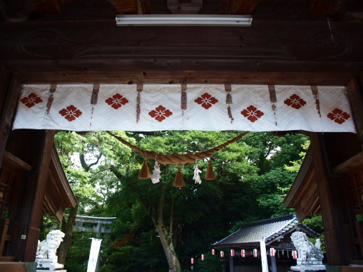 中津白衣のホンダ繊維　神社幕